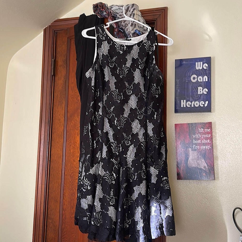 Tiana b dress